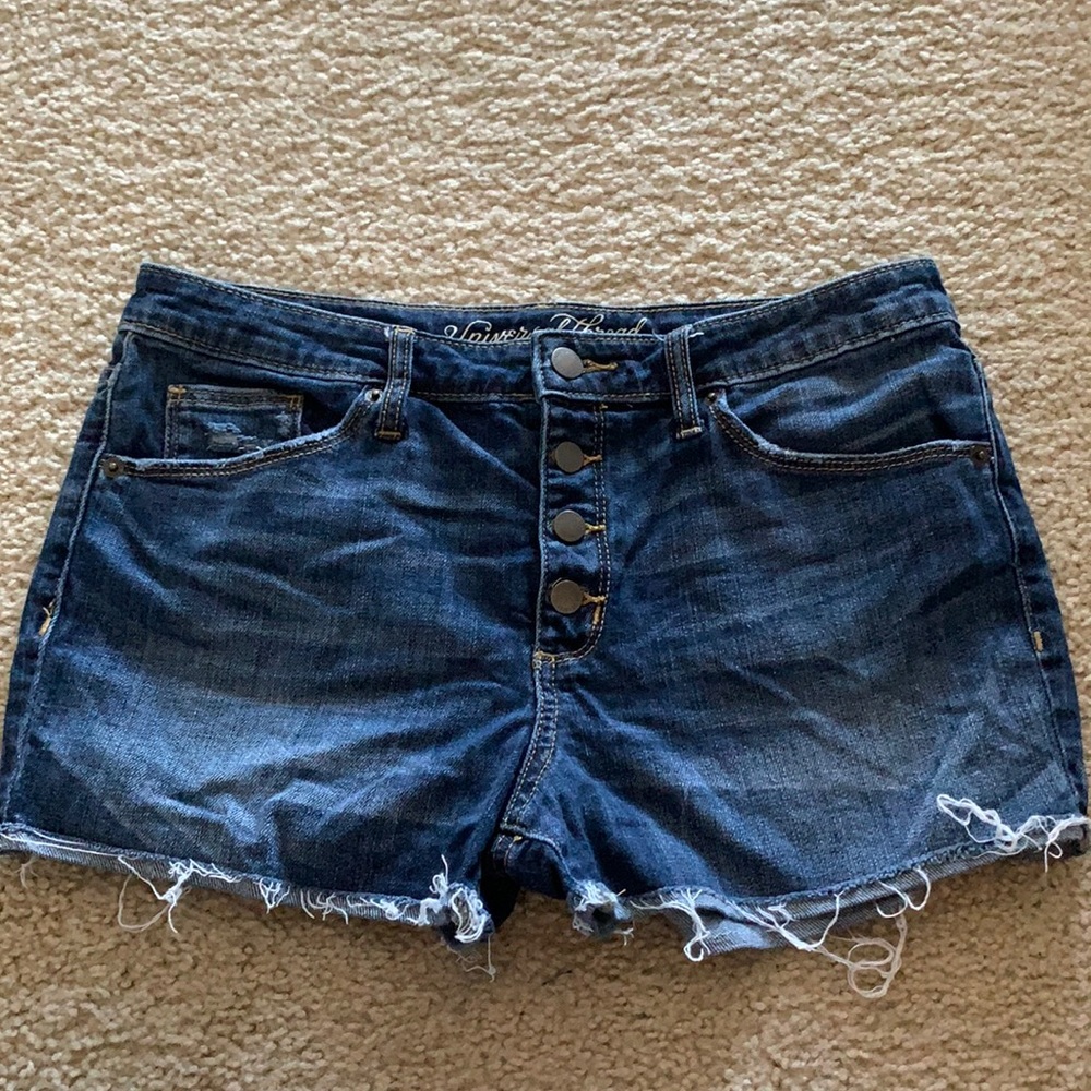 Universal Thread High Rise Shortie